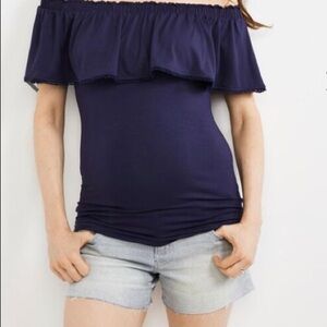 Luxe Essentials Denim maternity shorts size M